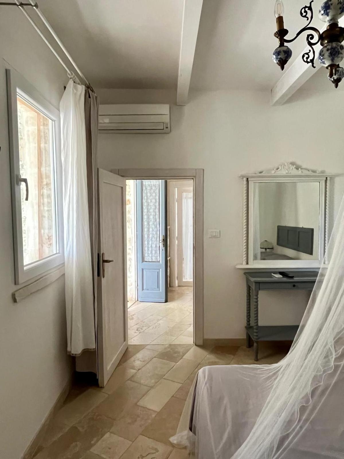 Holiday Home Trullo Antico Ostuni Exterior photo